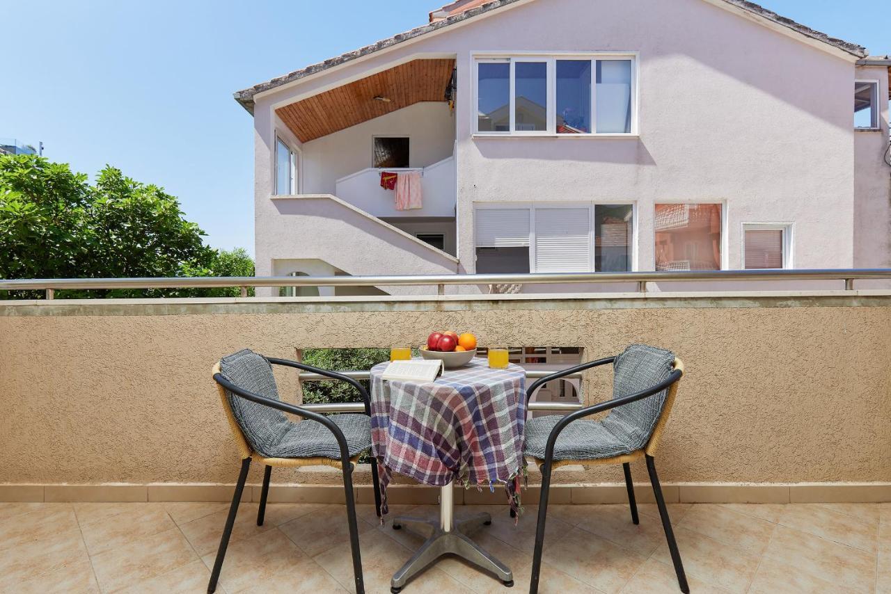 Rosic Apartments Тиват Екстериор снимка
