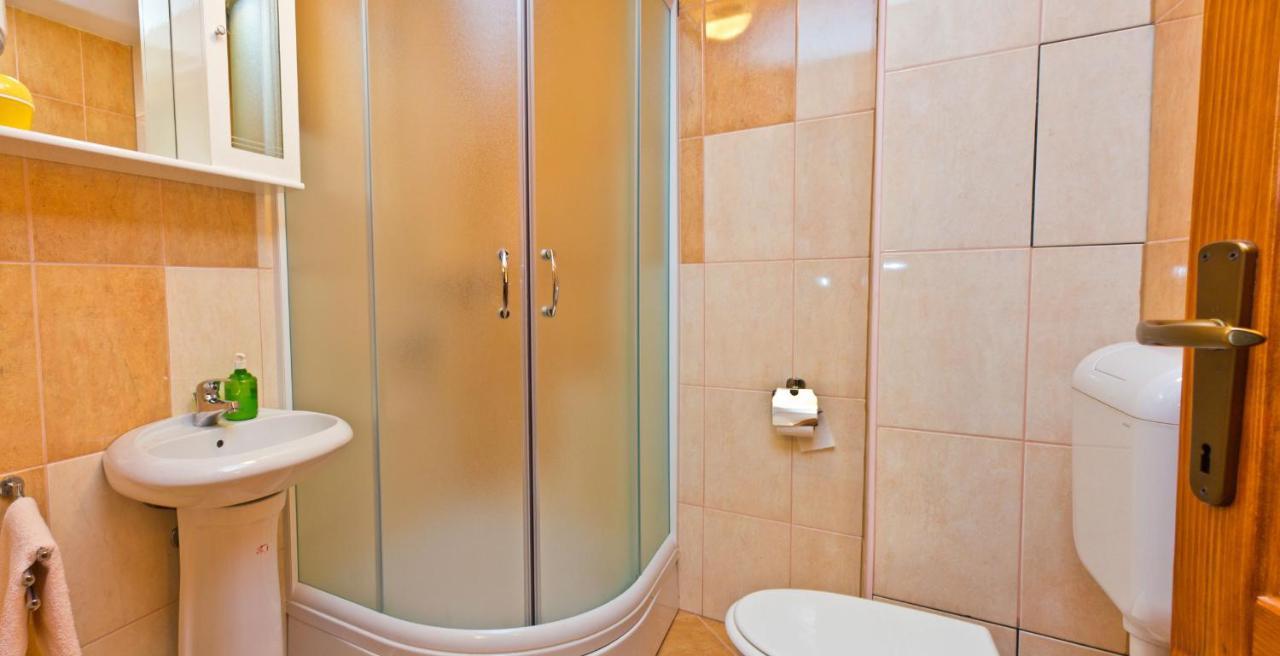 Rosic Apartments Тиват Екстериор снимка