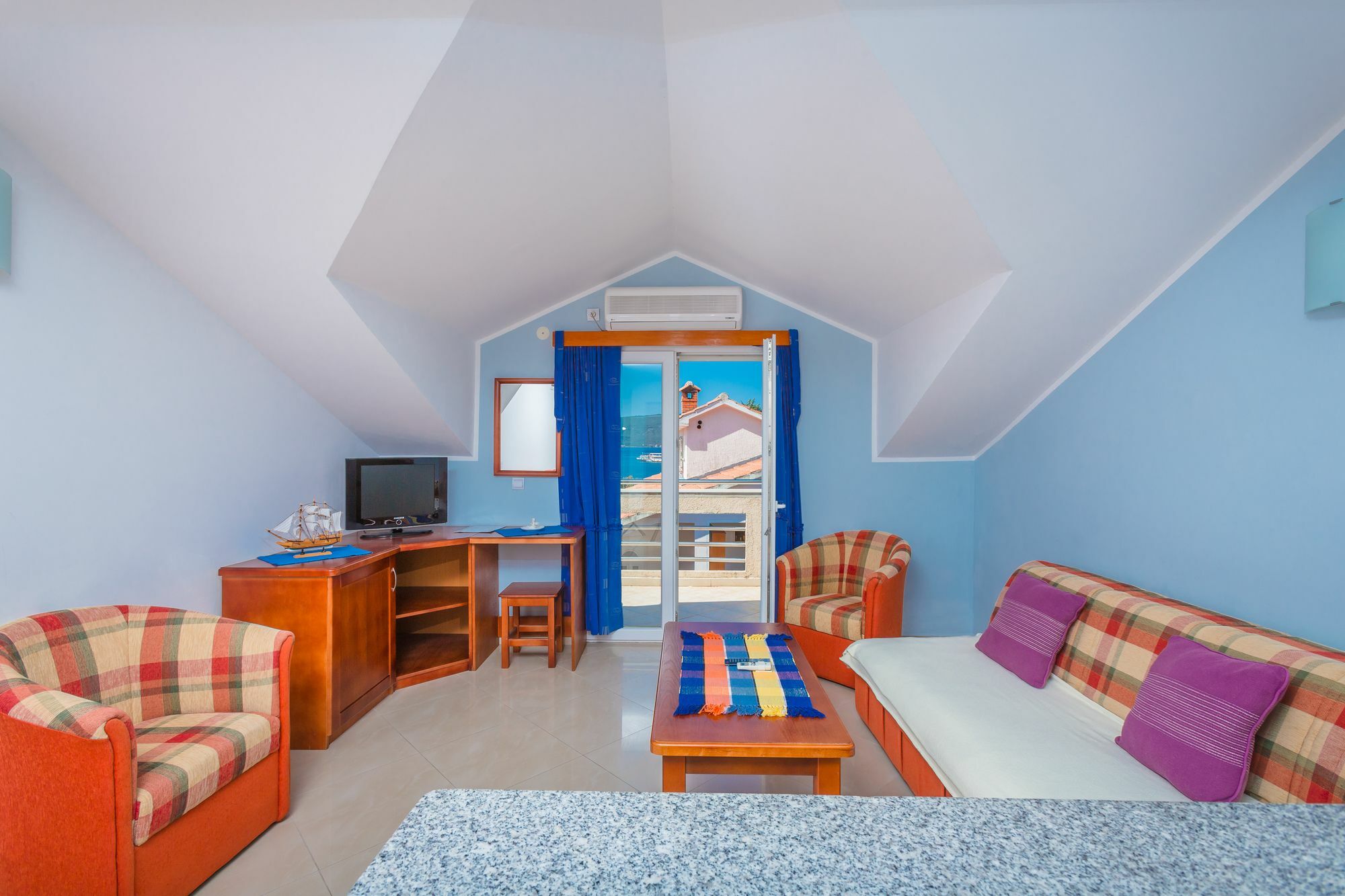 Rosic Apartments Тиват Екстериор снимка